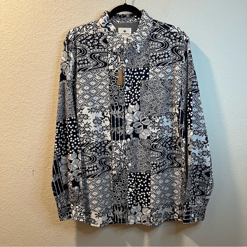 Women’s new Sperry Topsider black patterned button down shirt size large L